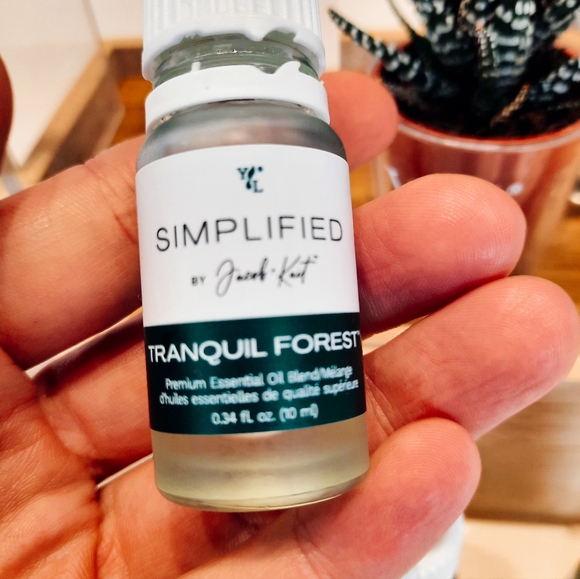 New Tranquil Forest essential oil blend 10ml, Young Living, aromatherapy, perfum - Picture 3 of 3